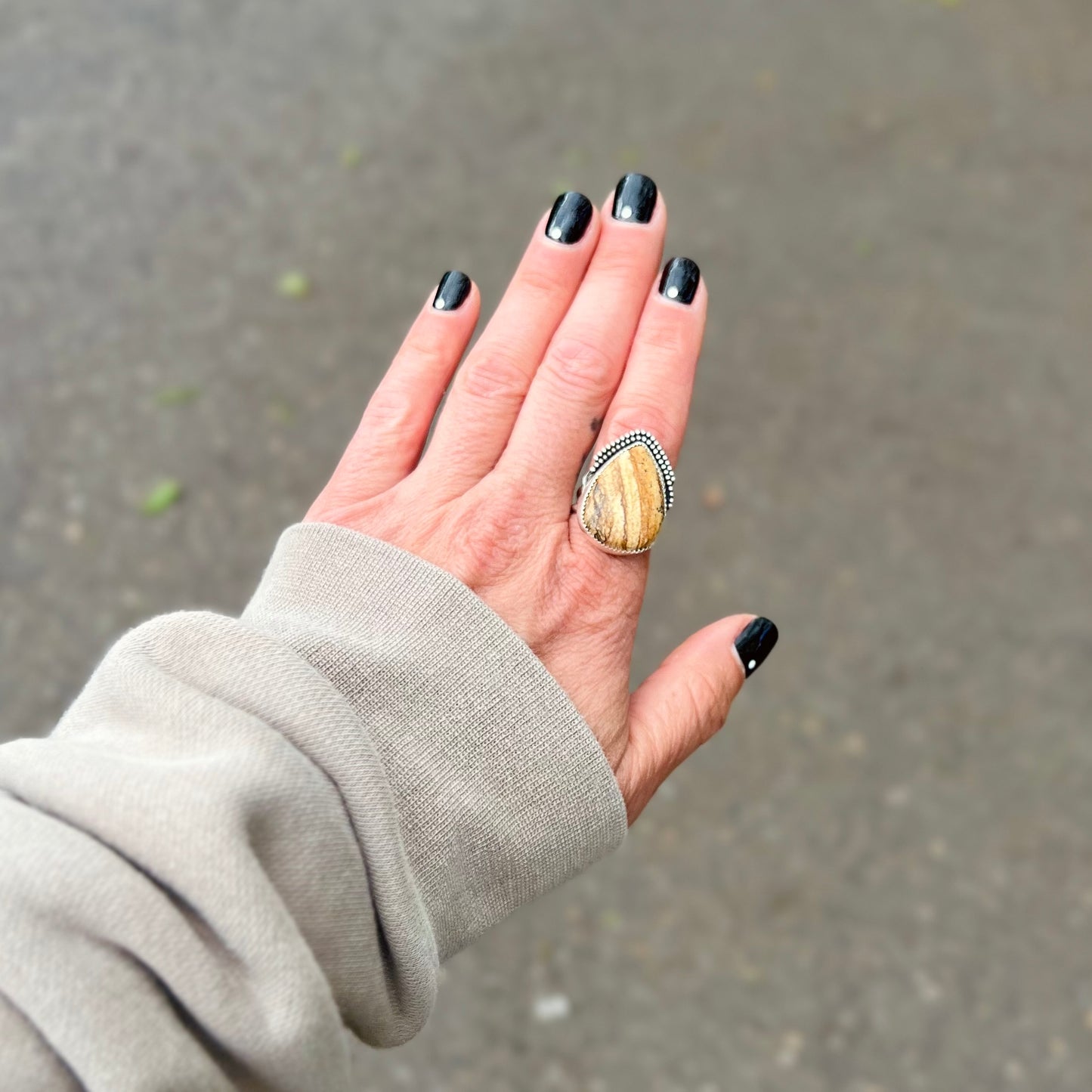 “Dark Sands Crowned” Ring